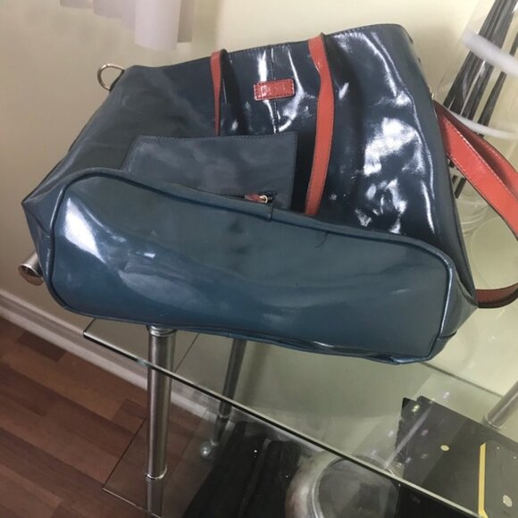 HEYS Tote Bag & Wristlet 2 Patent Vegan Leather Shoulder Tote Bag Clutch Hobo - Picture 5 of 9